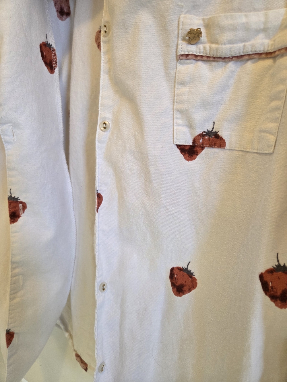 White Strawberry Print Button Down Collared Shirt With Front Pocket Charm - Picture 9 of 9